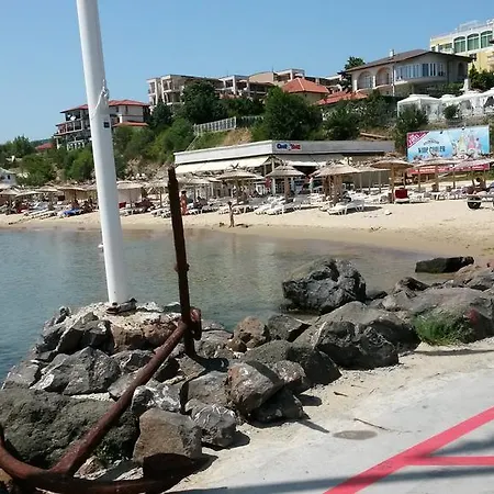 Apartment 2 Bedroom Sea St.vlas *